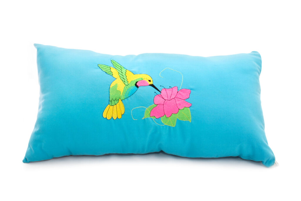 Bordados Decorativos en Cojines